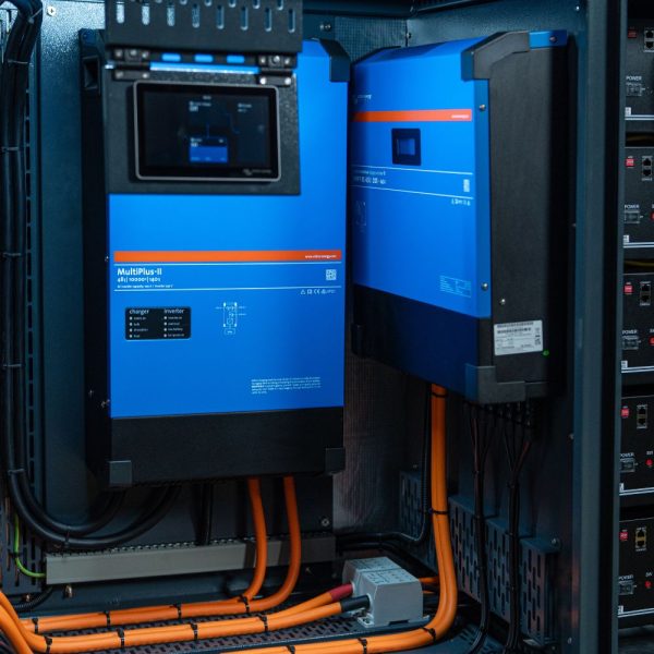 Power Hub 5 | Single Phase 5kVA Standalone Off Grid System - Image 5